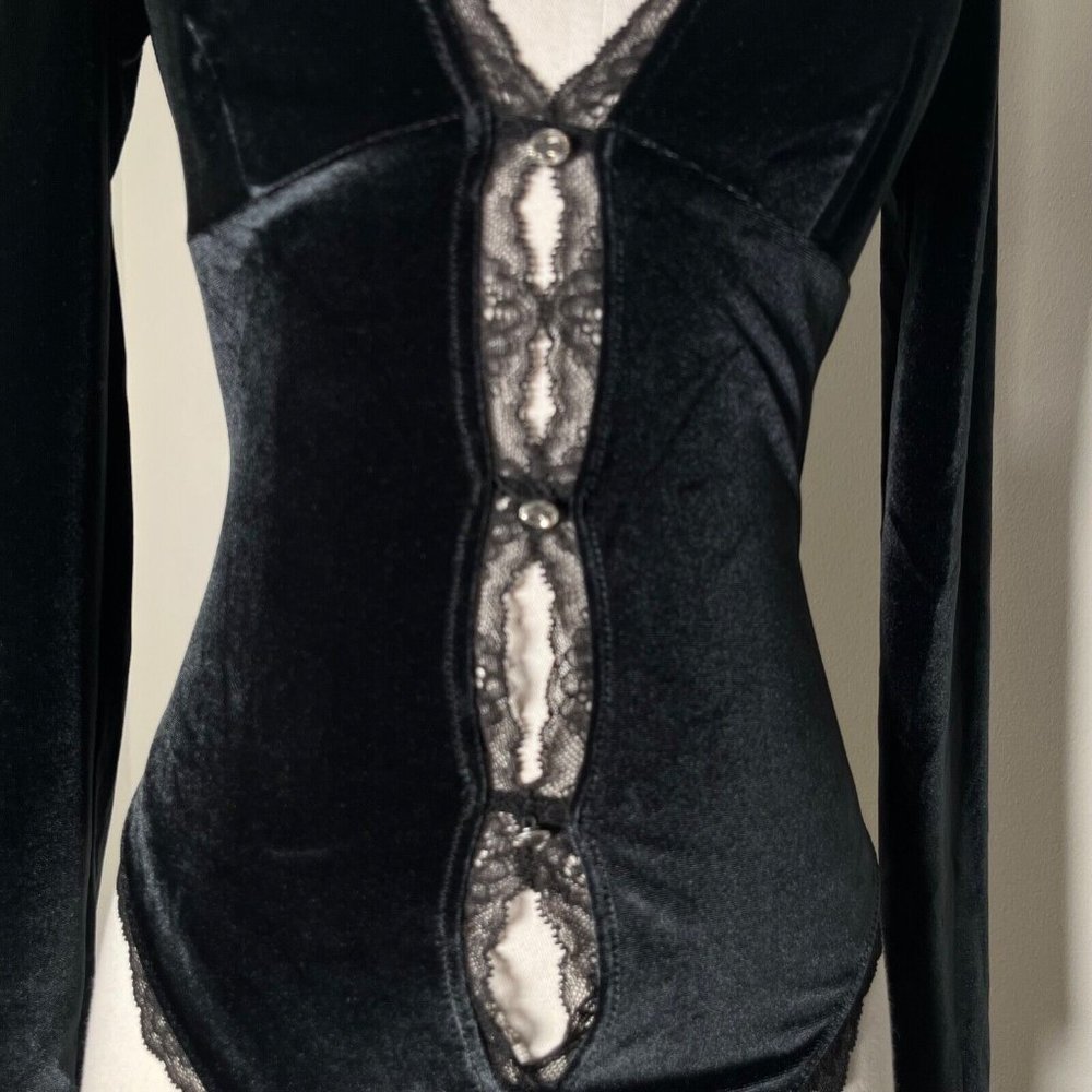 VICTORIA'S SECRET Black Velvet Lace Bodysuit Long Sleeves Thong Open Front XS - Picture 10 of 16